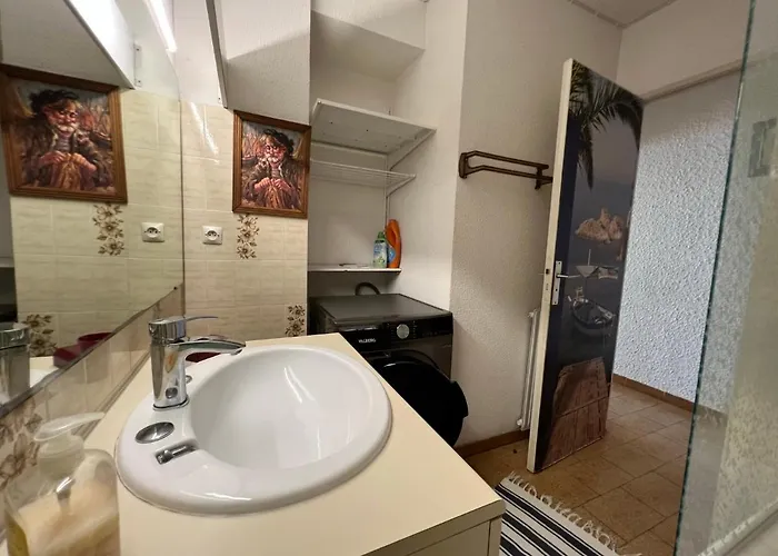 Vue A La *